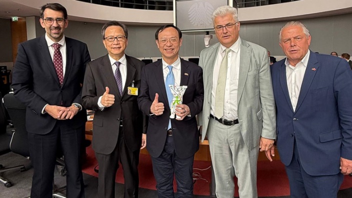 Besuch des taiwanesischen Gesundheitsminister Shih Chung-liang