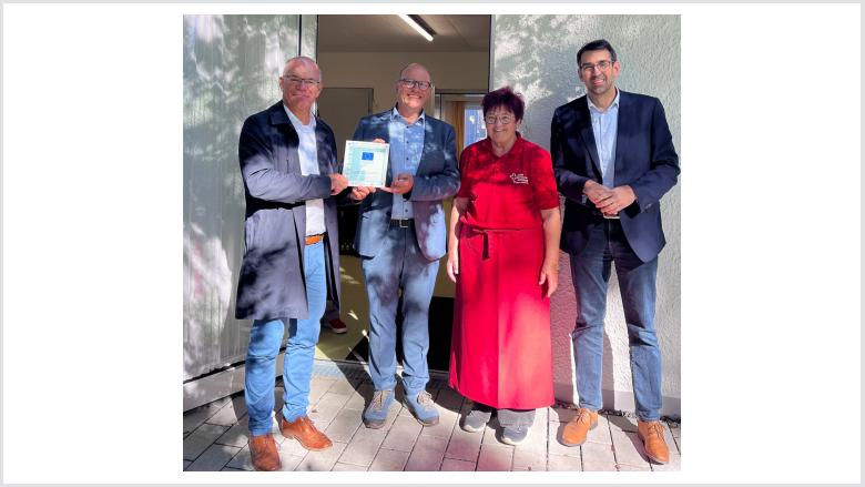 Bernd Kaufmann, Geschäftsführer LEADER-Geschäftsstelle Kißlegg; Bürgermeister Dieter Krattenmacher; Barbara Gohm, stv. DRK-Vorsitzende